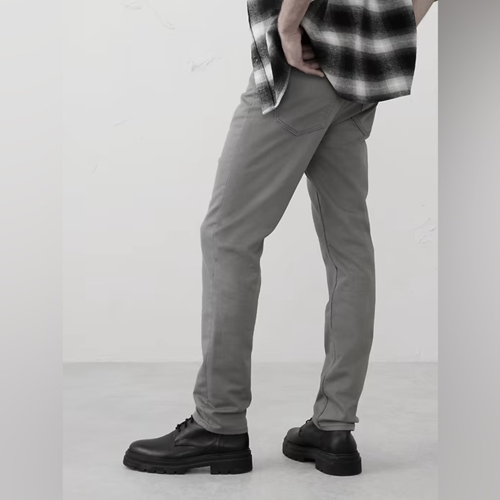 Men’s Banana Republic Travel Pant Slim Fit 36Lx30W - Picture 4 of 7